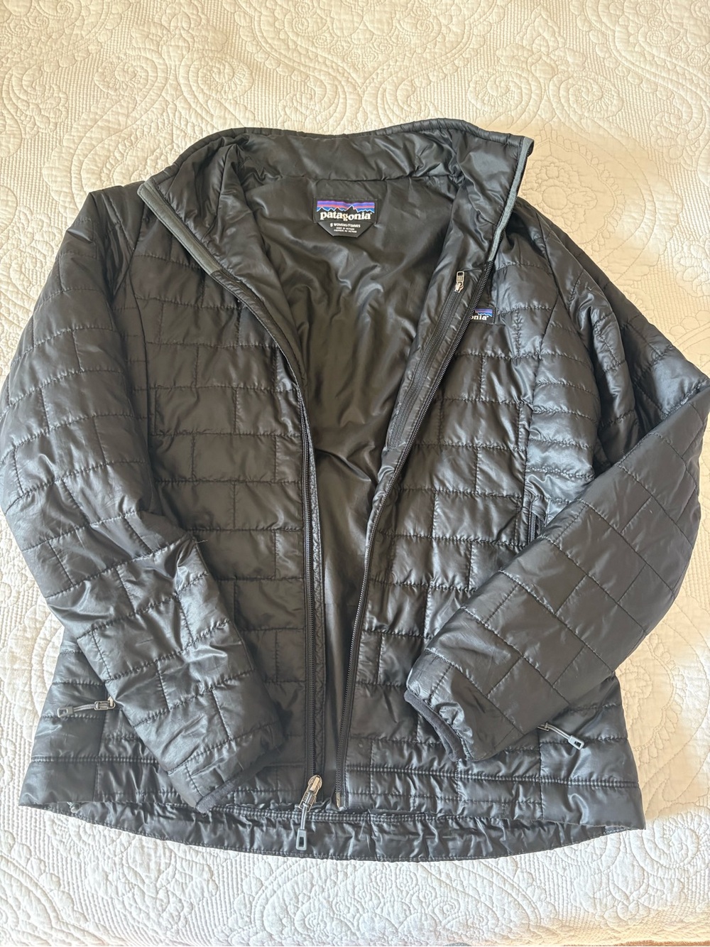 Patagonia Women’s Nano Puff Jacket Black Size Small